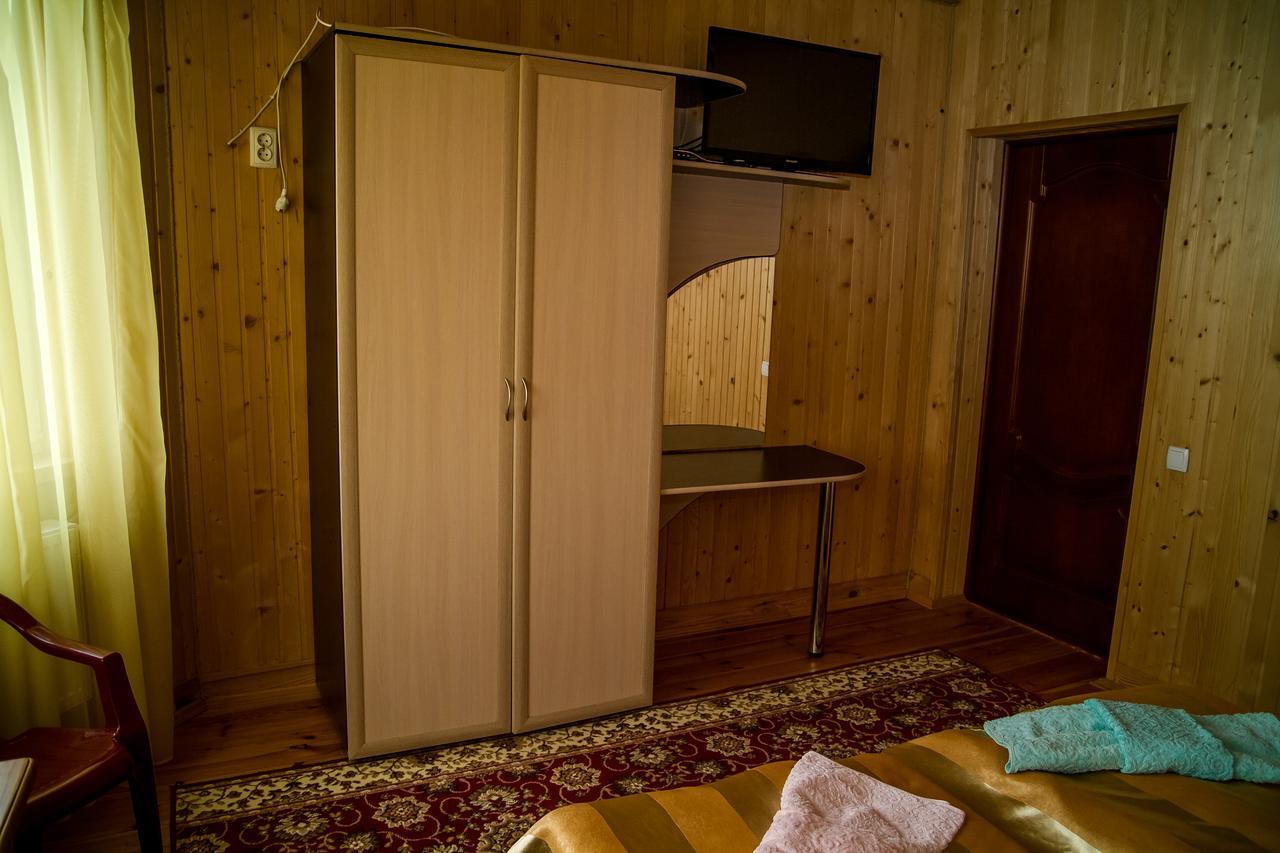 Hotel Pid Lisom Skhidnytsia Esterno foto